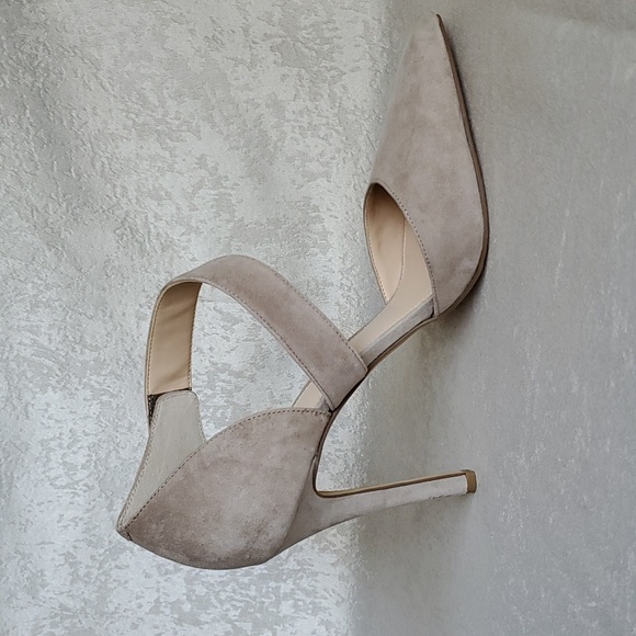 VINCE CAMUTO Carlotte Biege Taupe Suede Leather Upper D'Orsay Pump SIZE: 11M - Picture 4 of 13